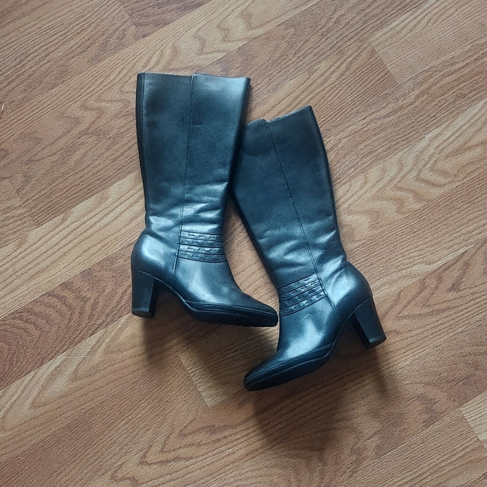 Clark's artisan calf boots
